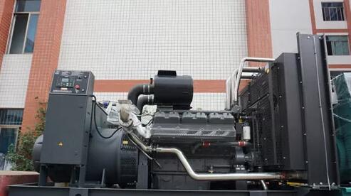 康明斯發(fā)電機(jī)出租 康明斯發(fā)電機(jī)出租